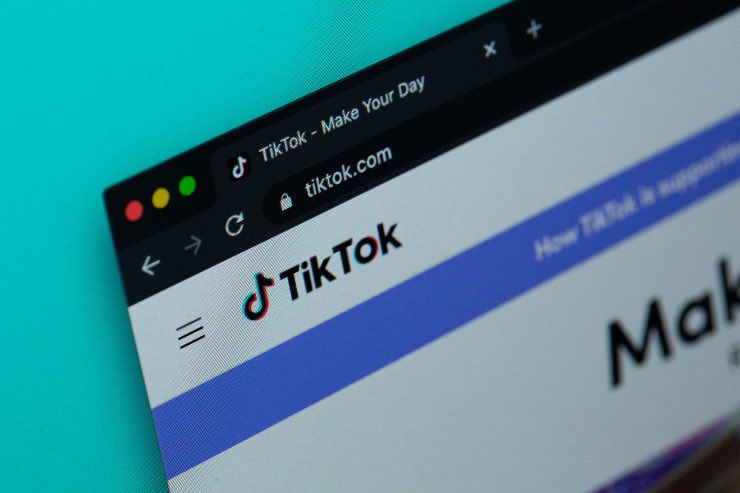 Così potete guardare i video di TikTok senza app o account