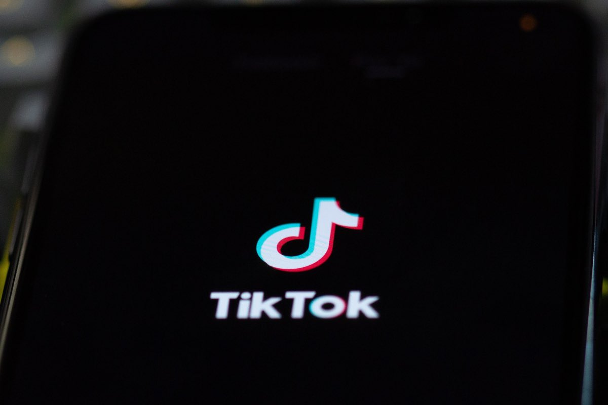 Esiste un trucco per accedere a TikTok senza bisogno di un account o un'app