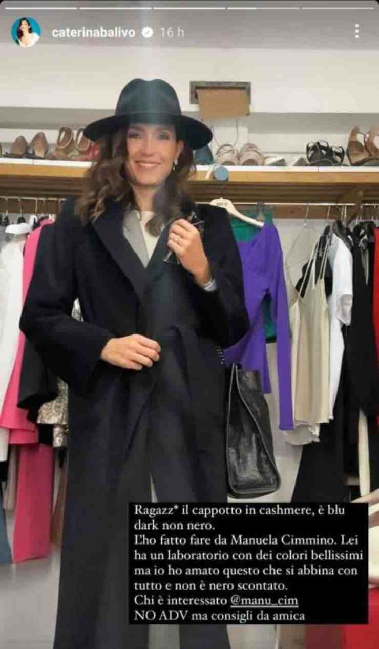 Caterina Balivo rivela dove trovare il suo cappotto in cashmere blu dark